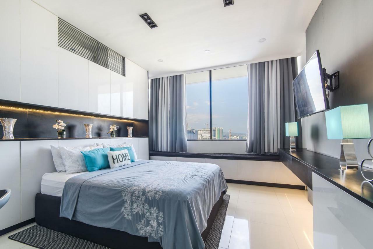 Free Netflix Condo Near It Park With 32-Inch Samsung Hdtv Cebu Екстер'єр фото